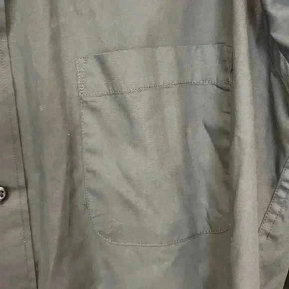 Wall Street Classic Fit Button Down Shirt - Picture 2 of 9